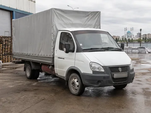 Бортовой · 2,8 т — перевозчик ГАЗель с верхней и боковой погрузкой (24 часа), Казань